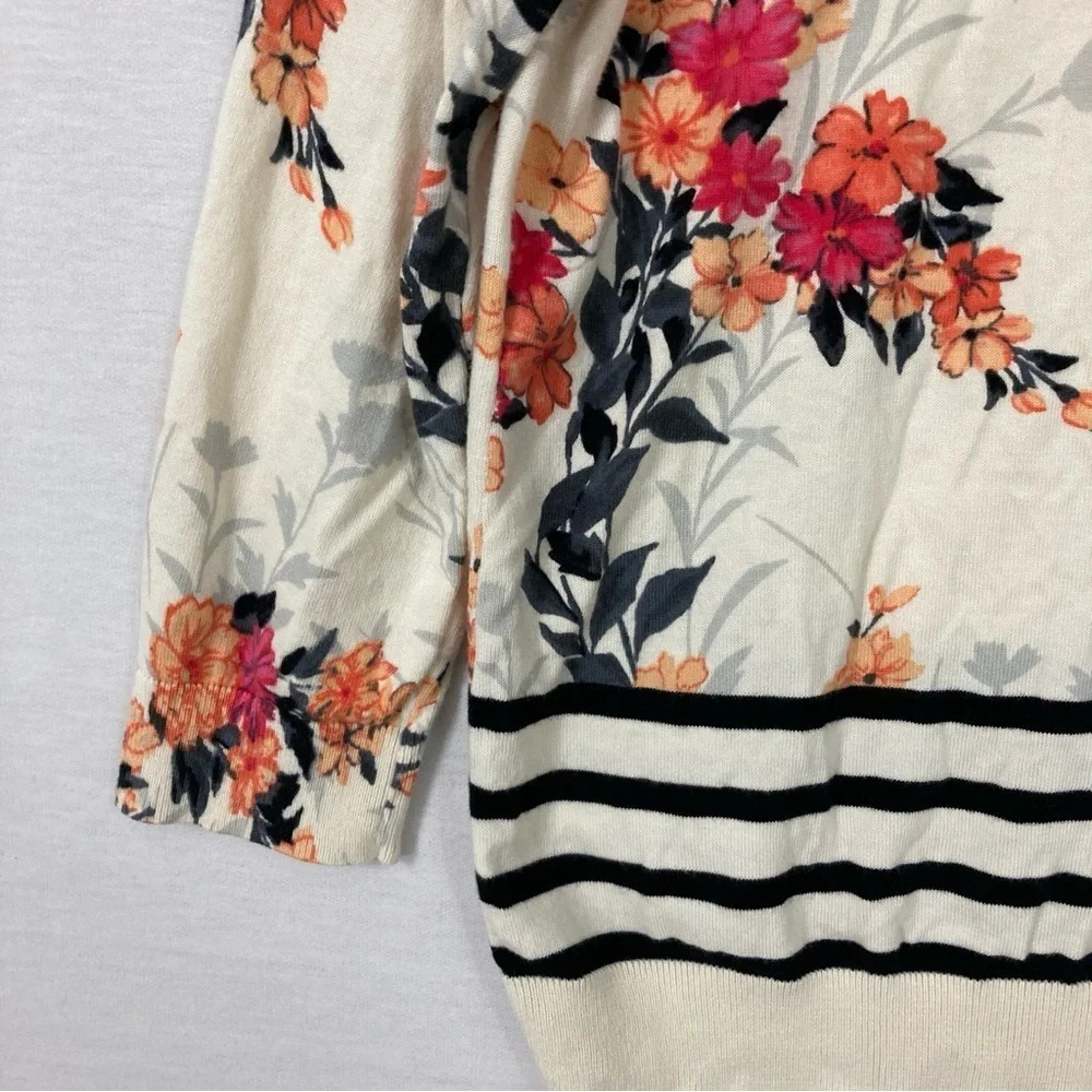 Talbots Floral Soft Lightweight Round Neck Stretch Knit Top Large - Picture 8 of 11